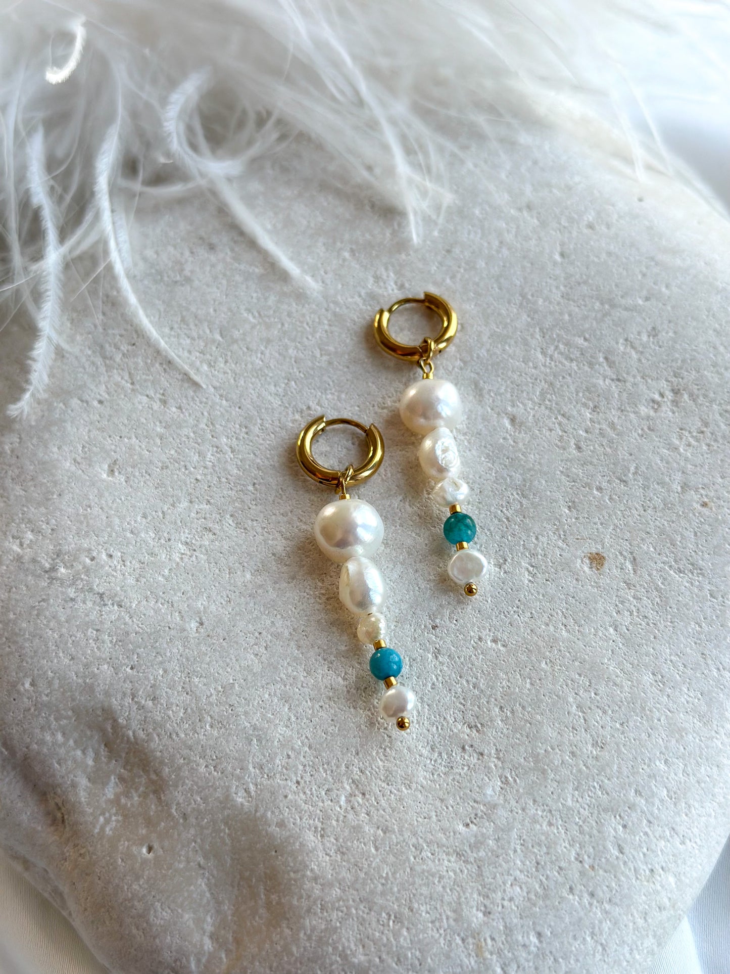 MIRA EARRINGS Apatite