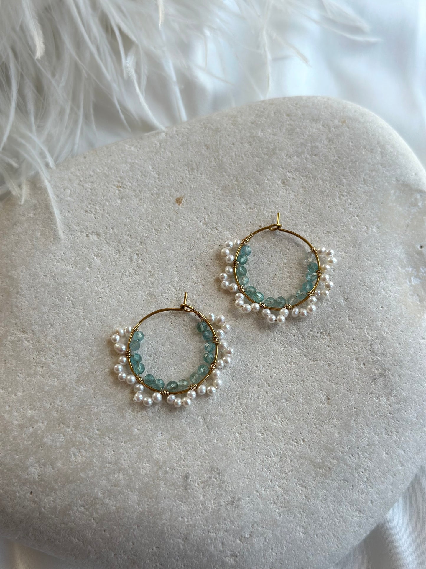 Σκουλαρίκια με μαργαριτάρια και λουλούδια