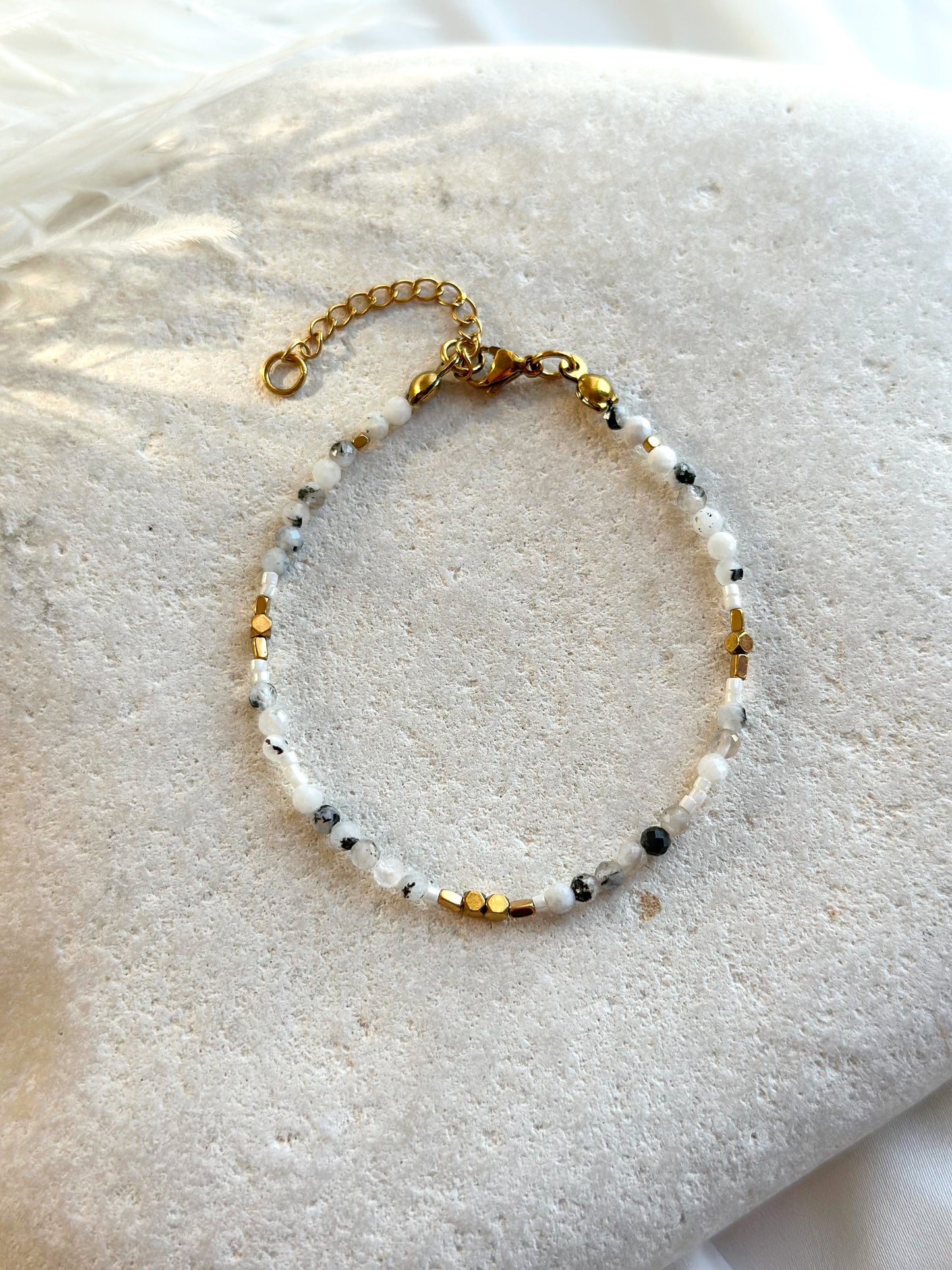 NOELLE BRACELET Moonstone