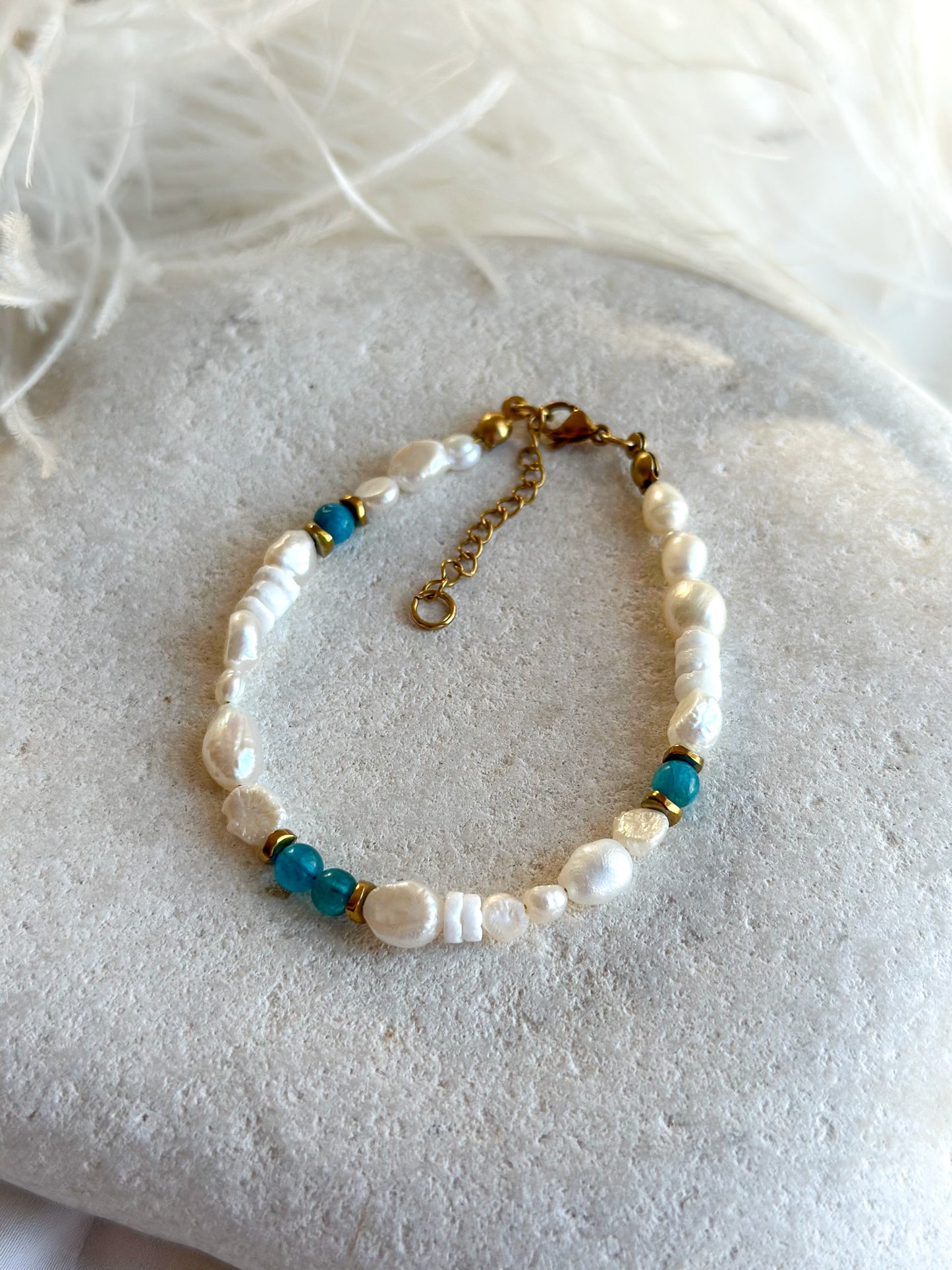 MIRA BRACELET Apatite