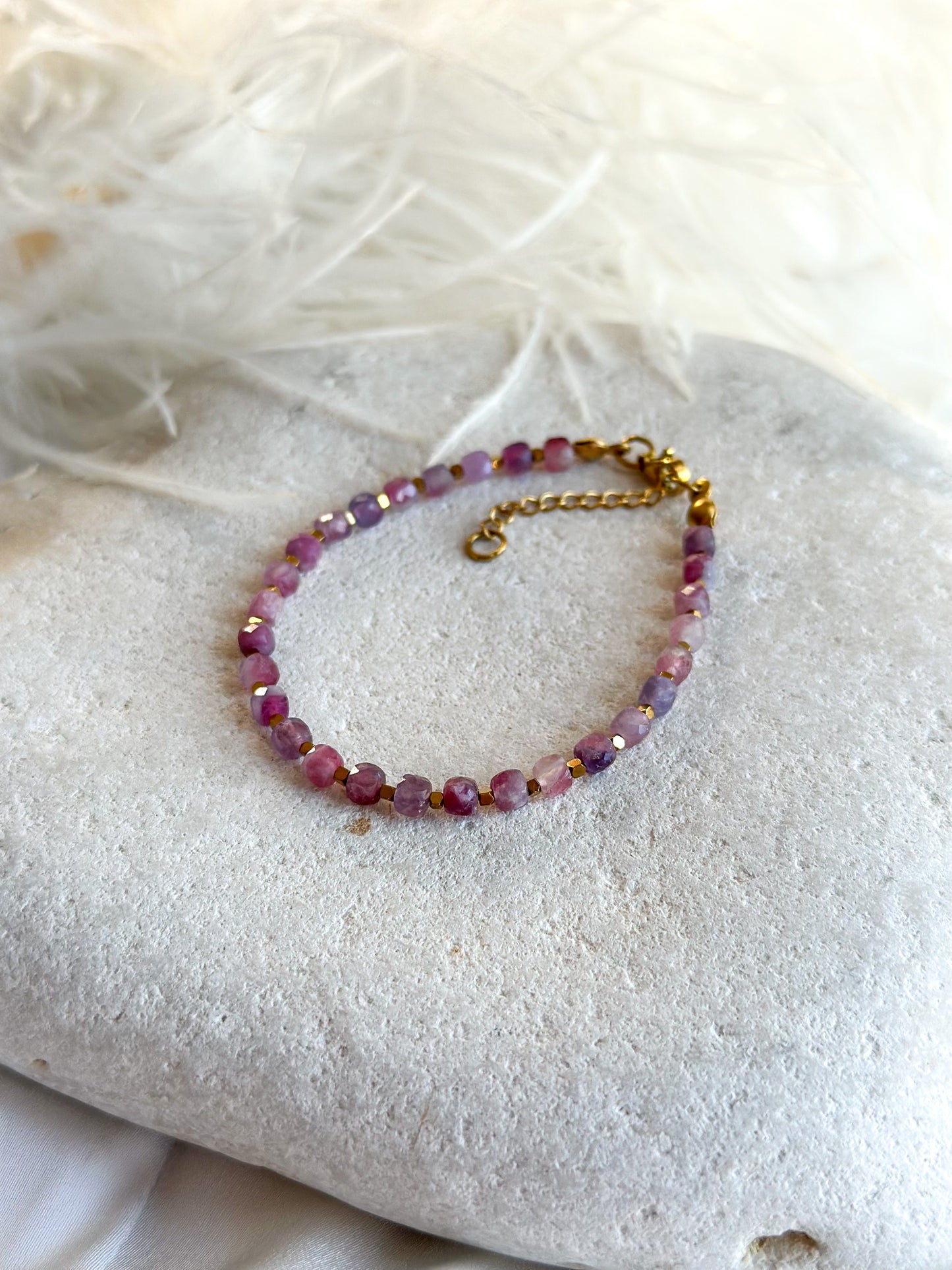 CALISTA BRACELET             Rubellit