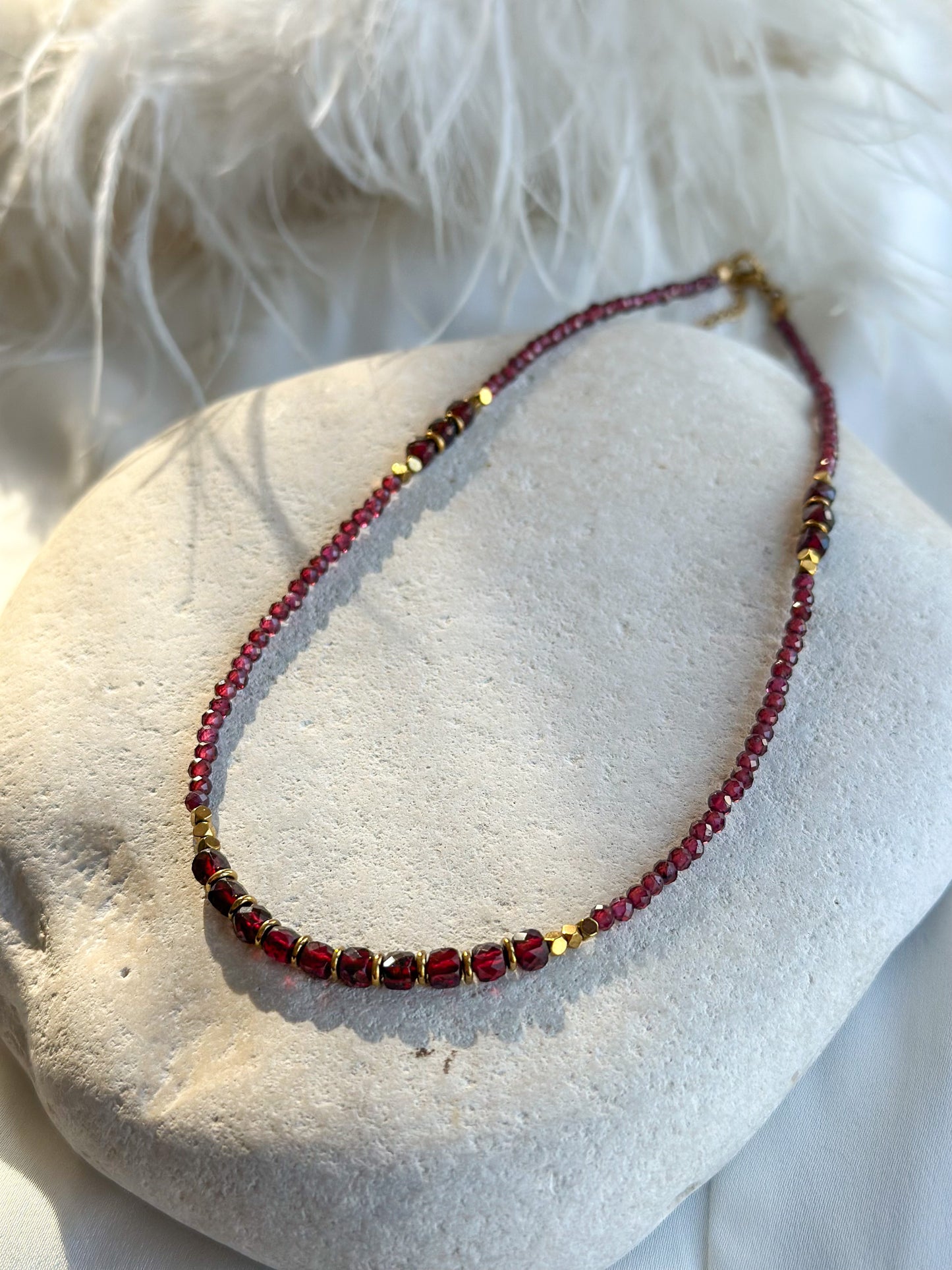ALTHEA NECKLACE              Garnet