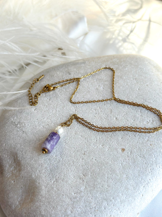 ELARA PENDANT NECKLACE Lepidolite