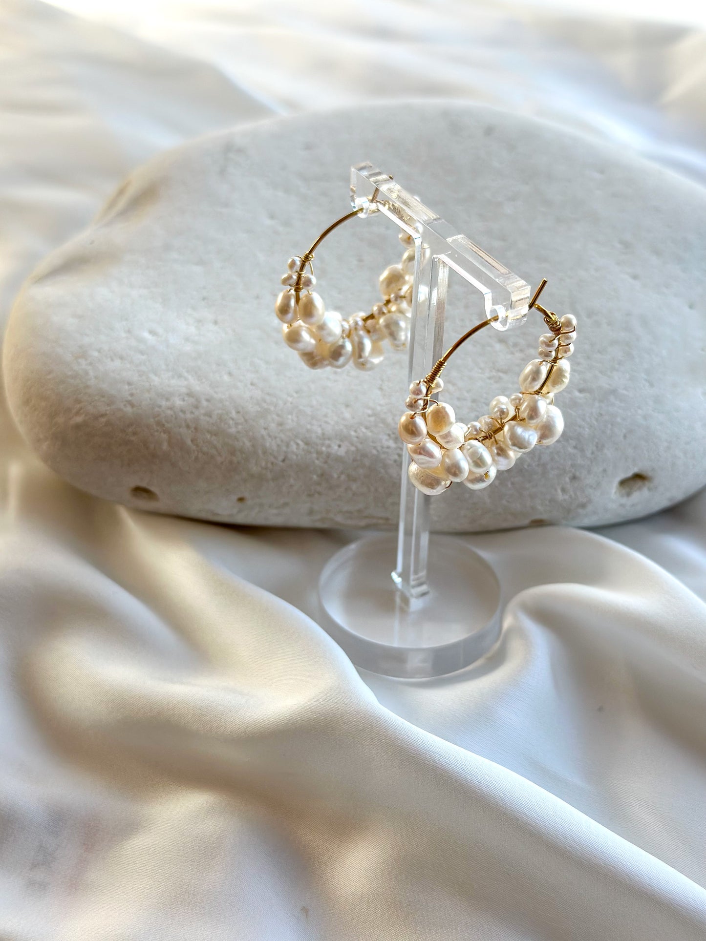 SOFIA EARRINGS                     Pearl