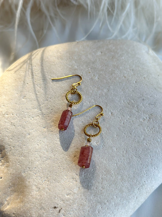 NAIA EARRINGS             Strawberry Quarz
