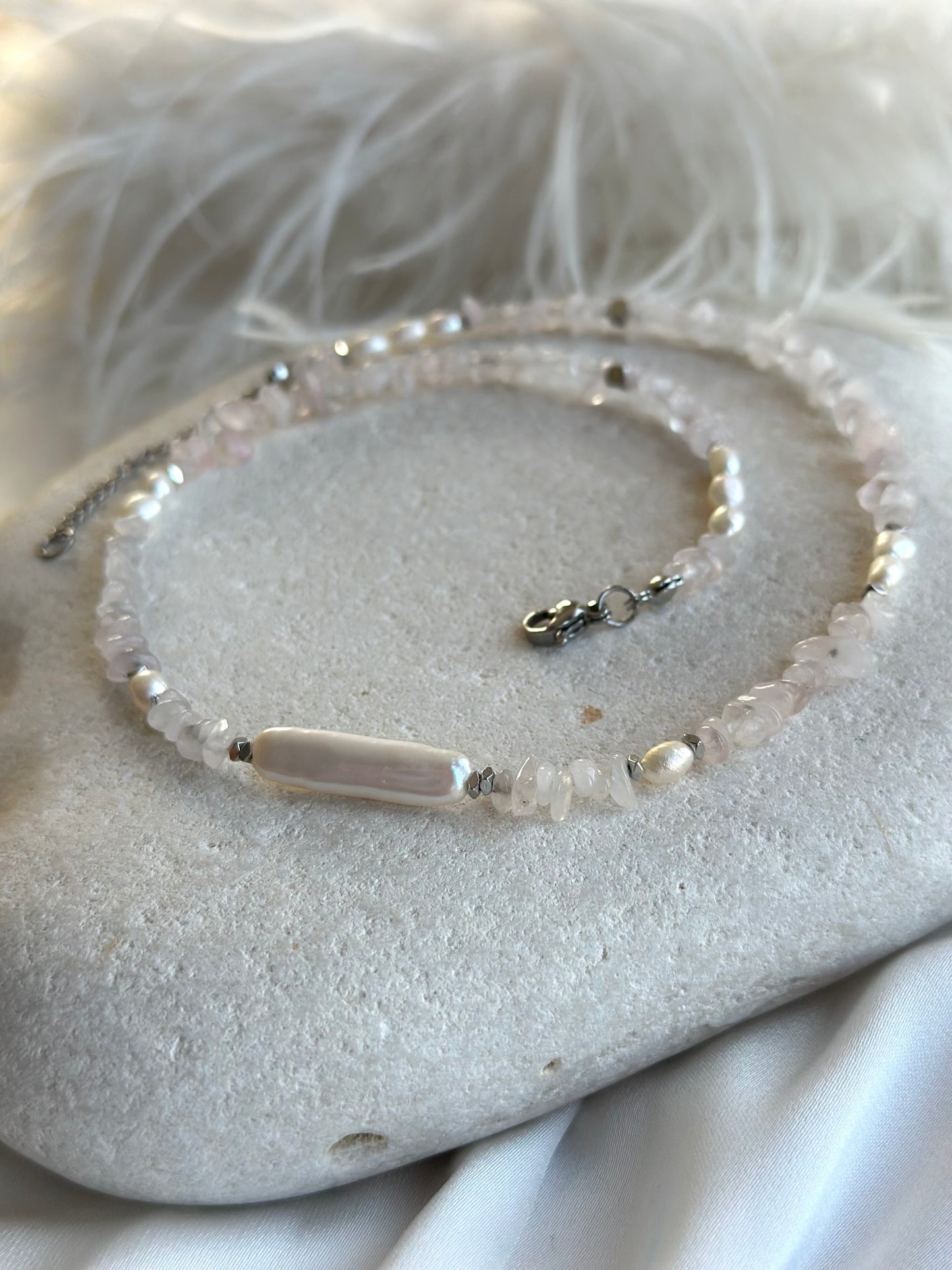 Κολιέ με μαργαριτάρια RoseQuarz