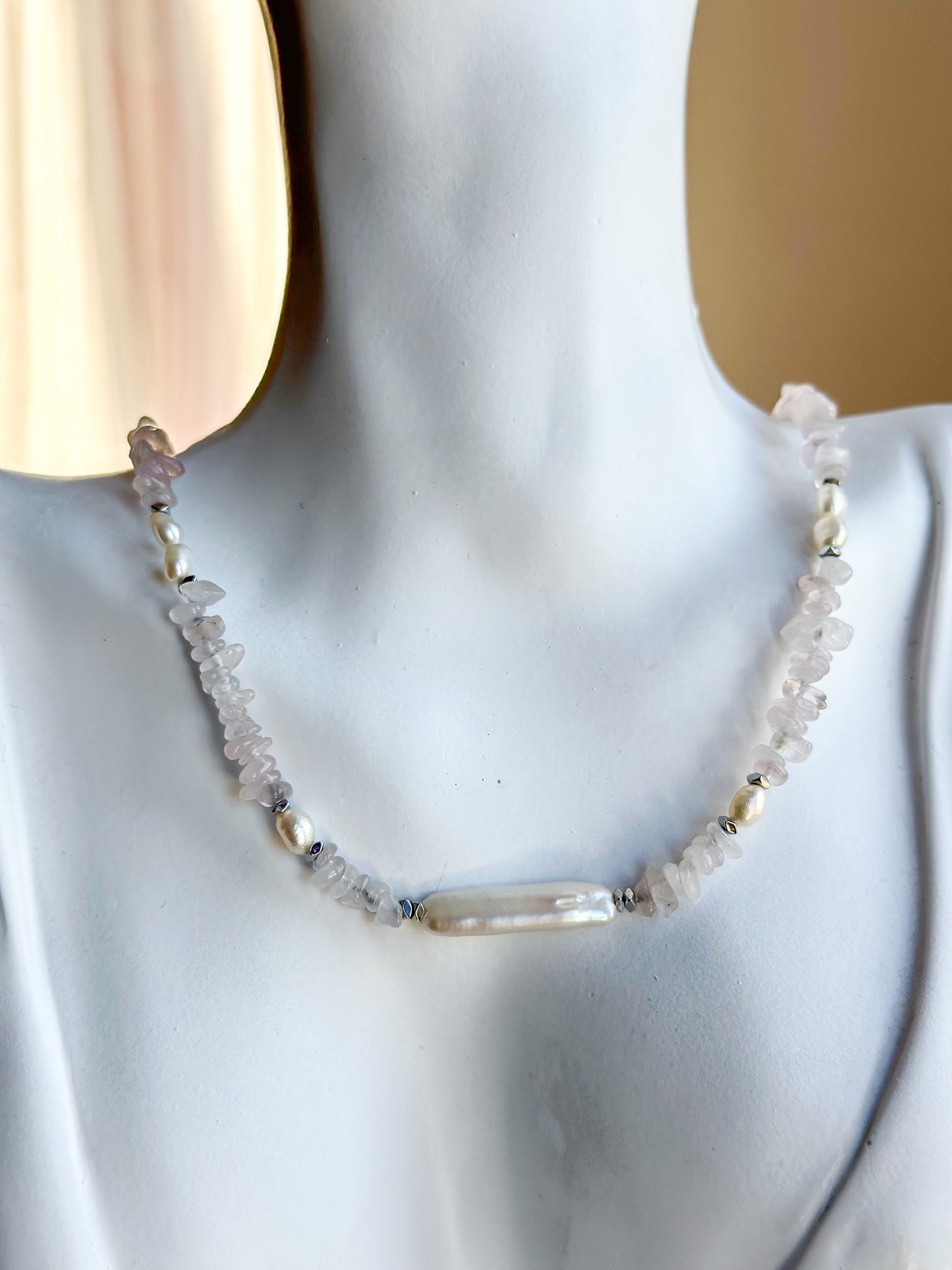ROSE NECKLACE            Rosequarz