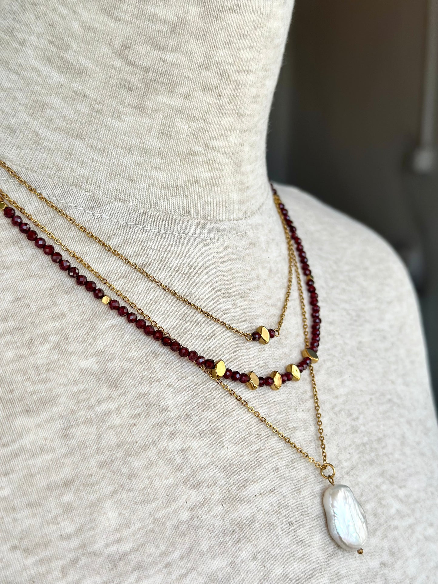 Garnet layering Necklace