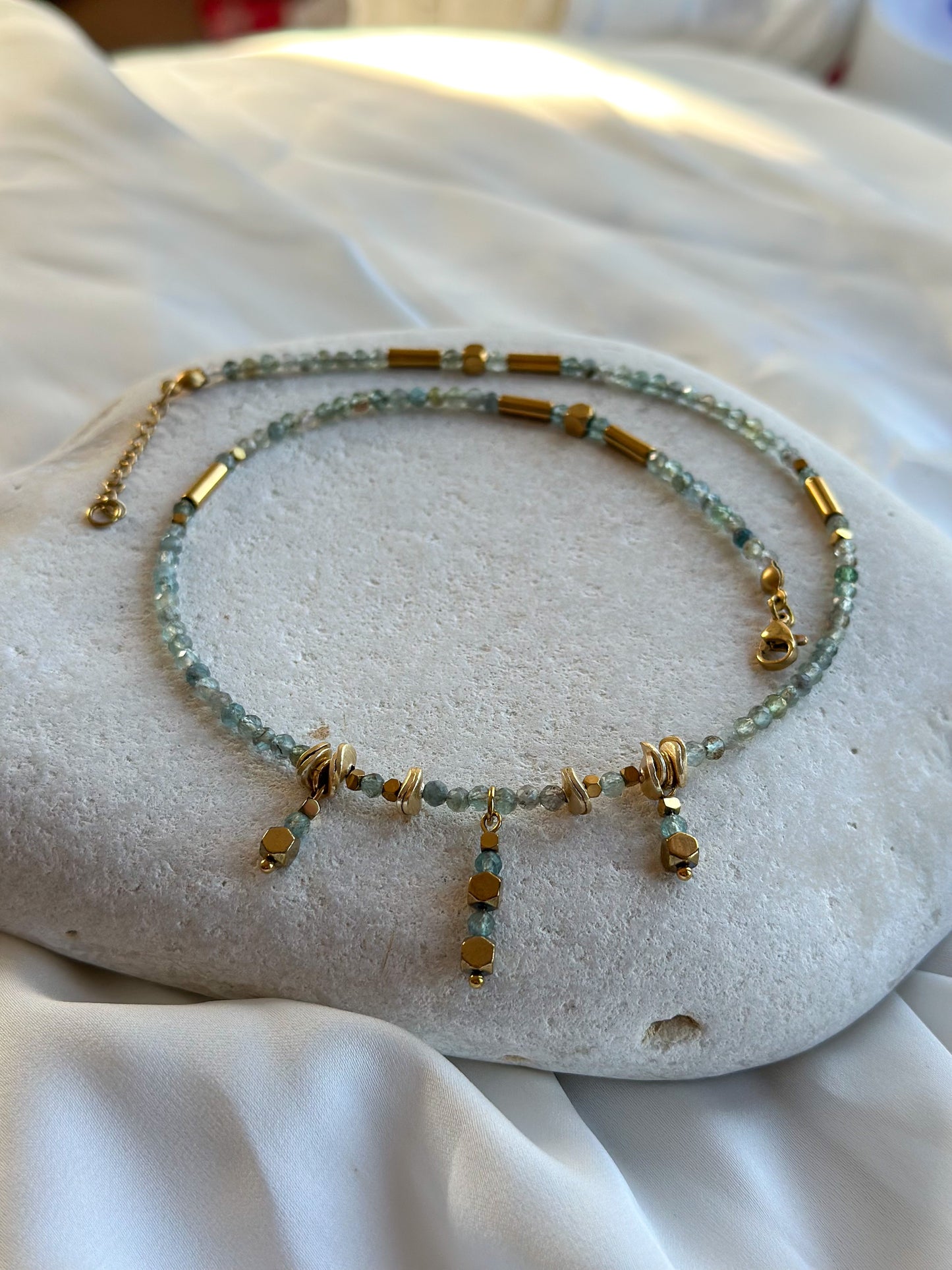 THEA NECKLACE                 Apatite