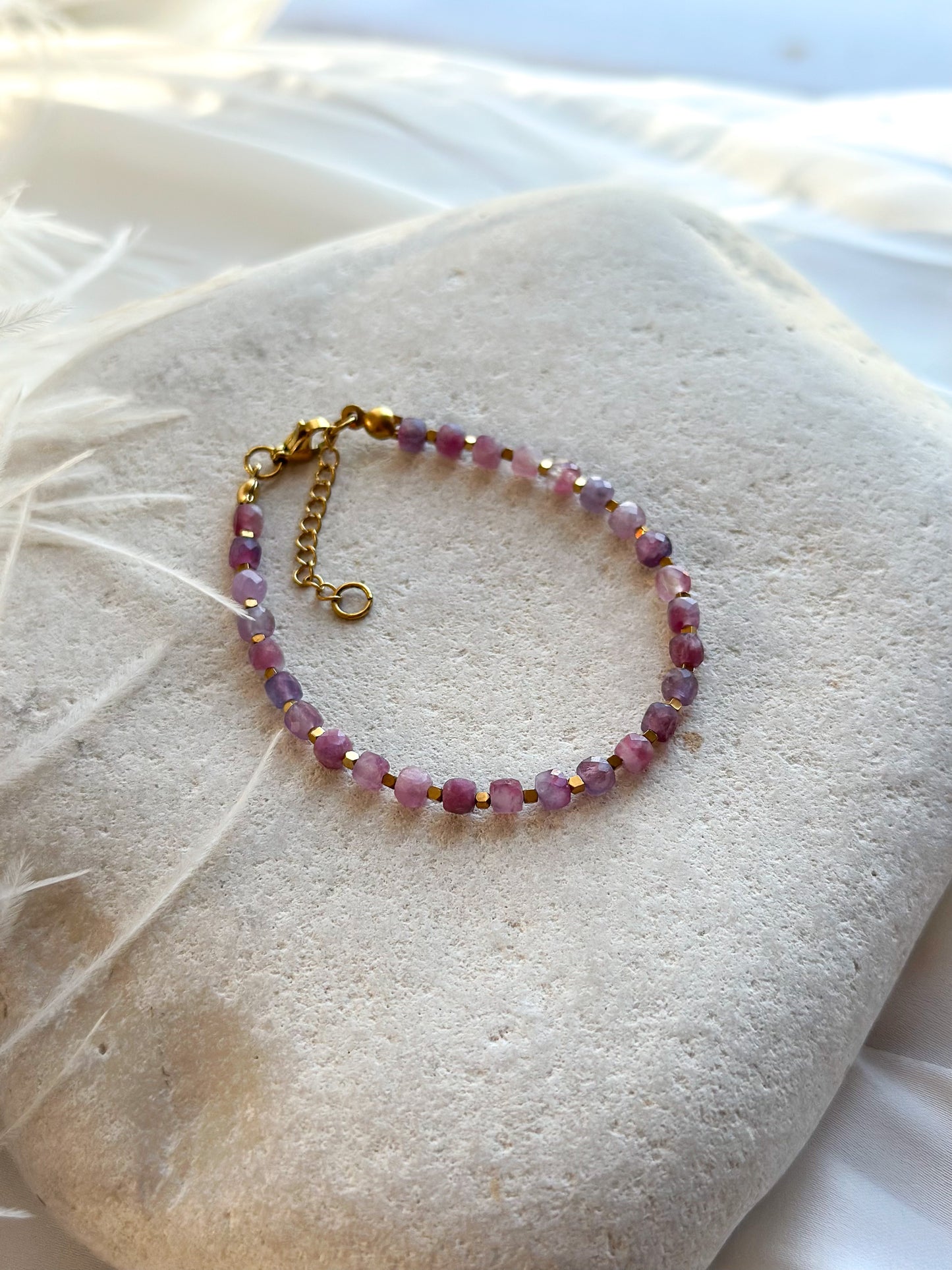 CALISTA BRACELET             Rubellit